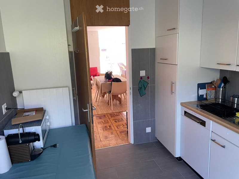 Chambre meublée à louer dans une colocation à Sion (4)