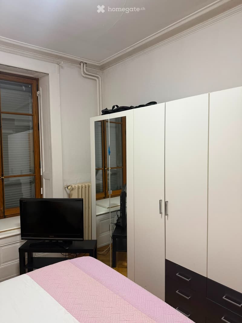 Private Room  1 Min to Tram  Central Geneva (2)