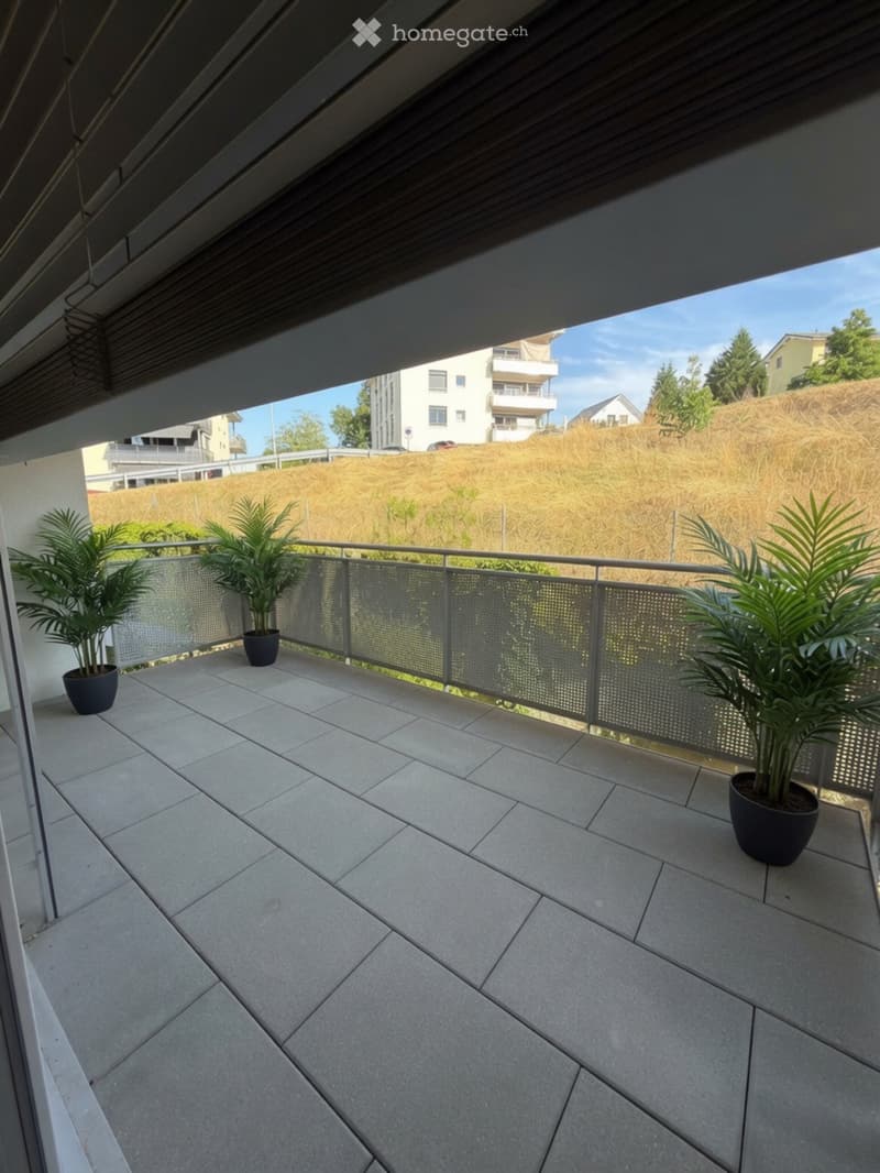 Superbe 2,5 pièces moderne avec grand balcon à Cousset (5)