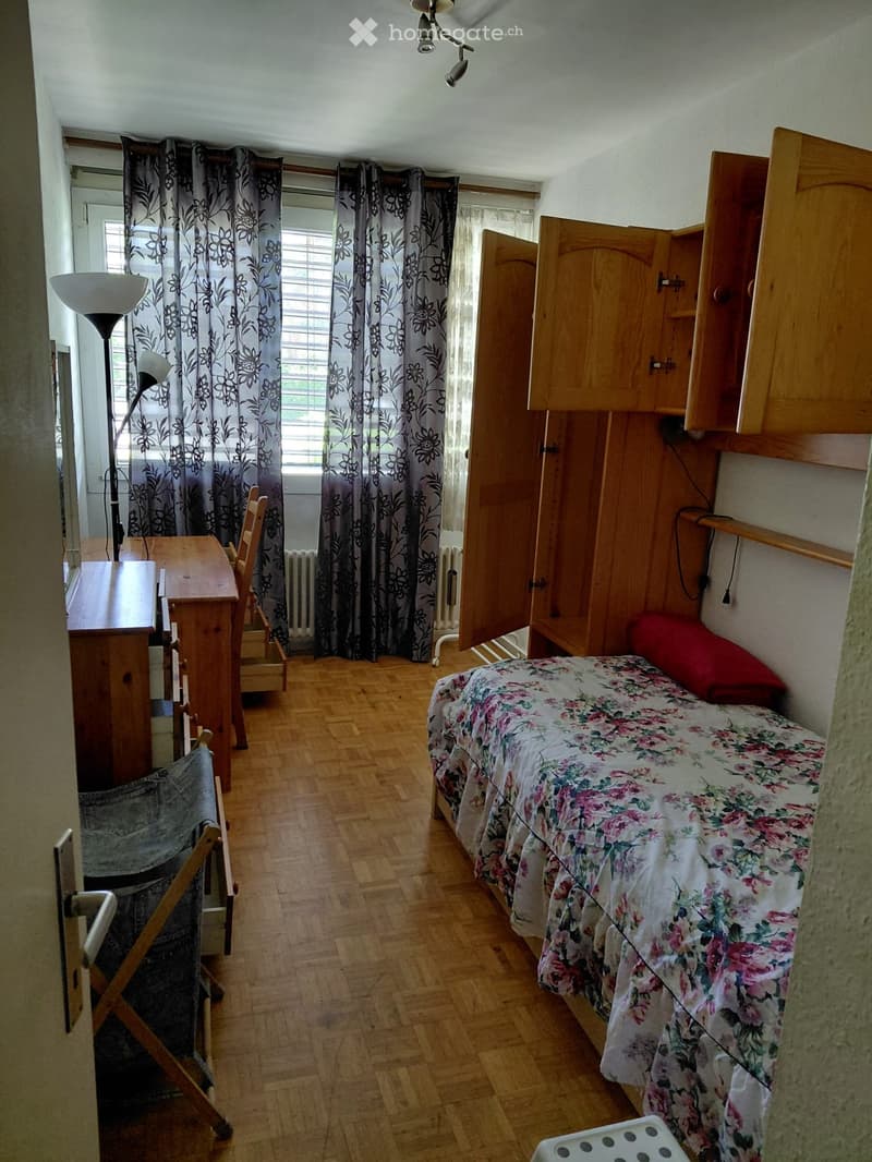 jolie chambre en colocation (2)