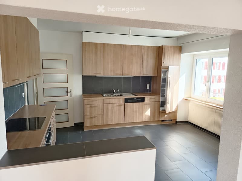 Grand 3.5 pièces de 115 m2 à Lignières - Libre de suite (2)
