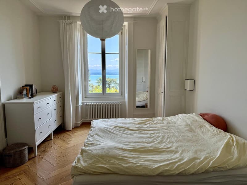 Appartement de 5.5 pièces avec balcon et vue lac à Neuchâtel (2)