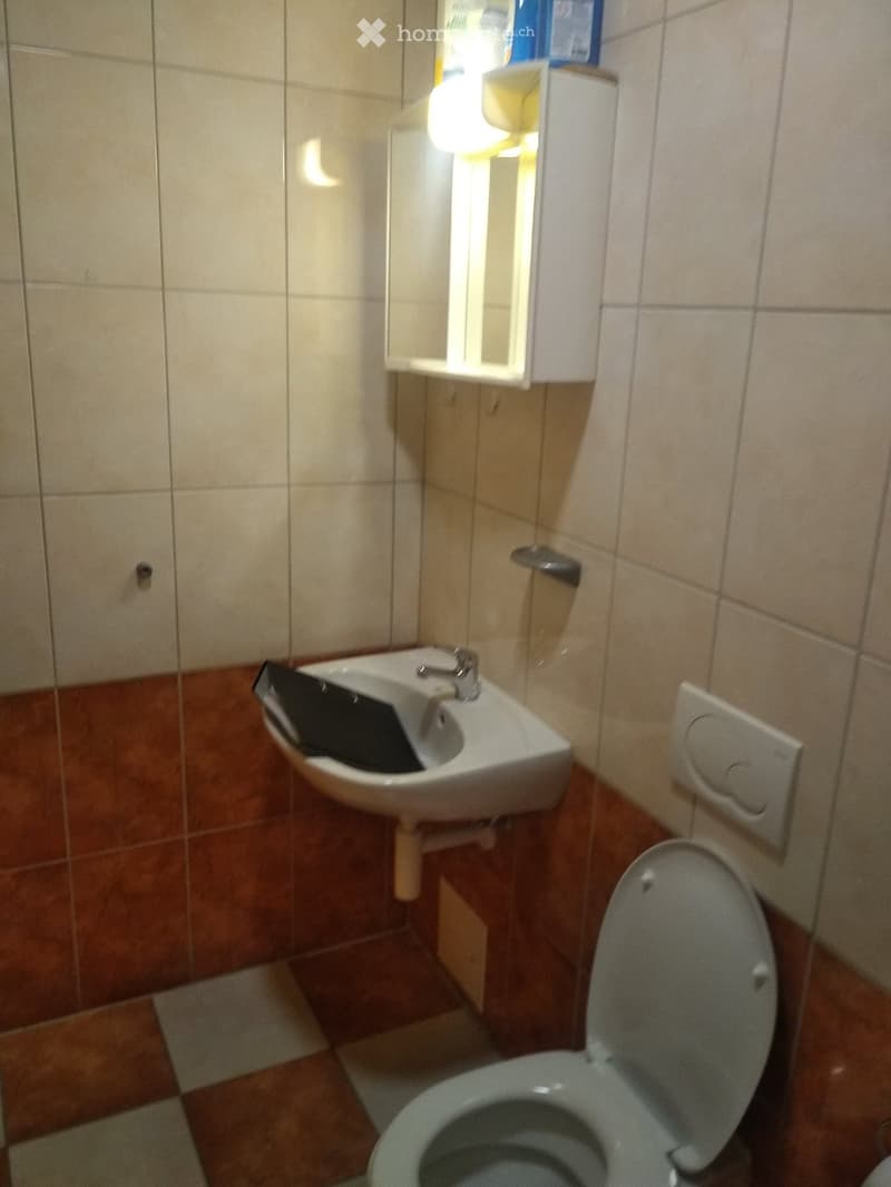 Chambre saisonnière en colocation à Leysin (3)