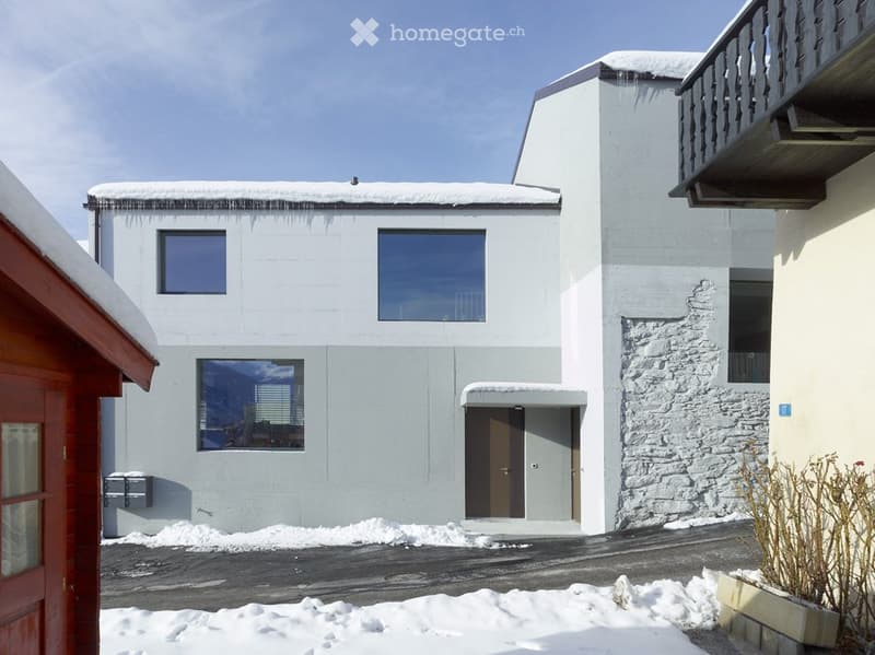 CHAMPLAN - Magnifique app 4.5 pce - 146 M2 avec jardin privé (1)