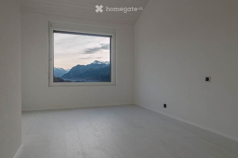 CHAMPLAN - Magnifique app 4.5 pce - 146 M2 avec jardin privé (4)