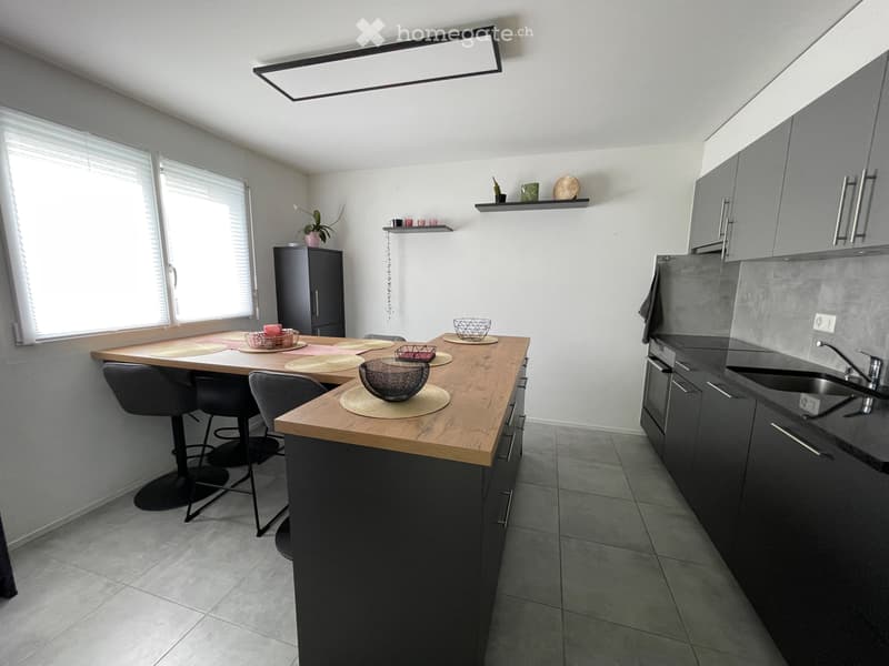 À louer superbe appartement meublé de 2.5 pièces à Charrat (3)