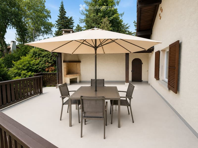 Belle maison récemment rénovée de 8.5 pcs avec grand jardin (12)