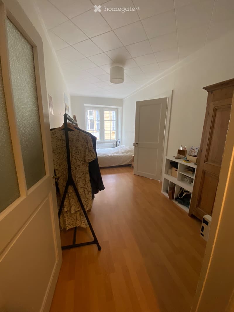 Charmant appartement en vieille ville de Neuchâtel (2)