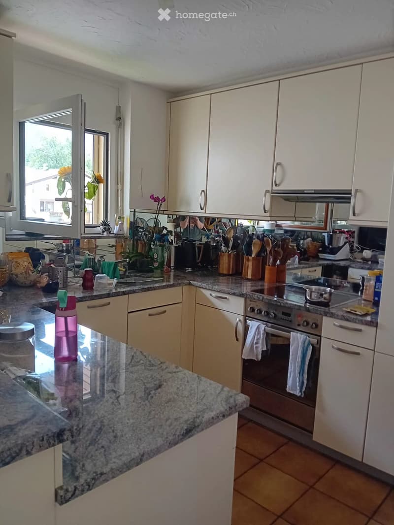 5.5-Zimmer Duplex-Wohnung in Susten zu vermieten (3)