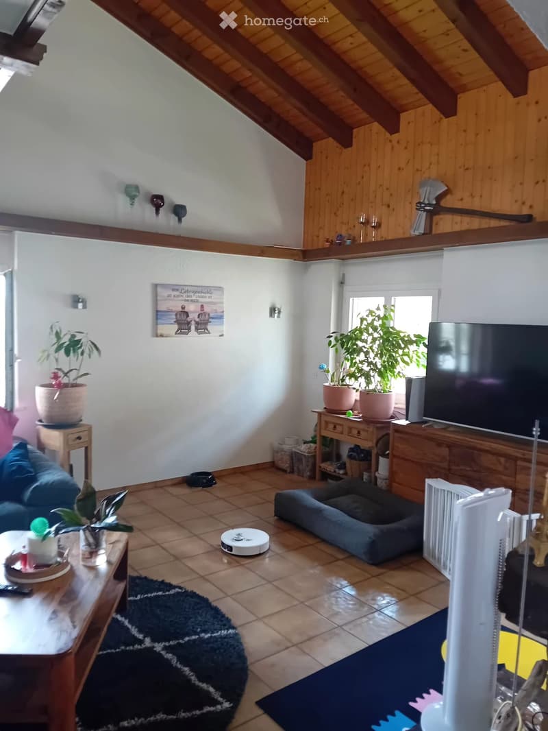 5.5-Zimmer Duplex-Wohnung in Susten zu vermieten (2)