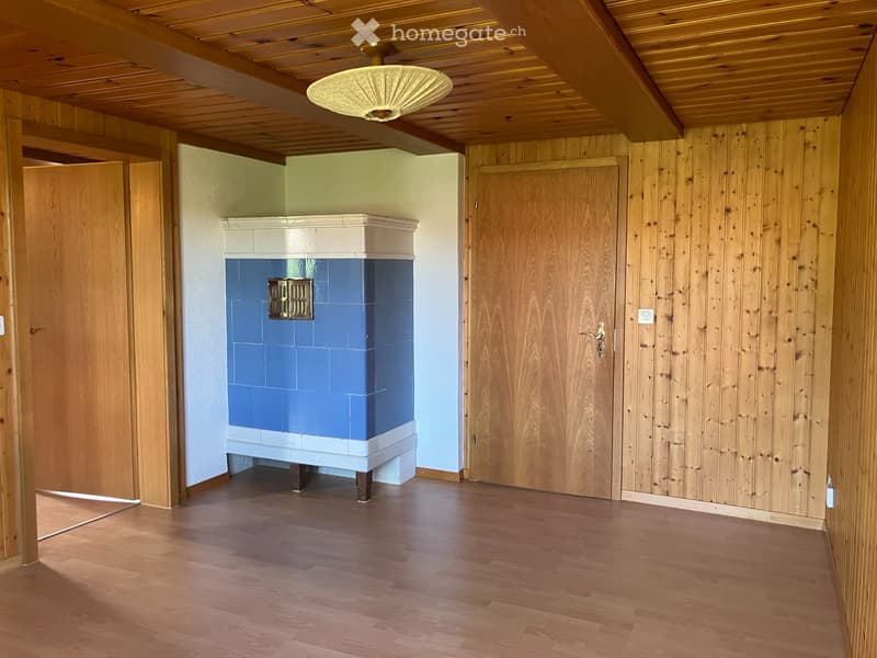 Teilrenovierte 3-Zimmer-Wohnung im Stöckli (4)