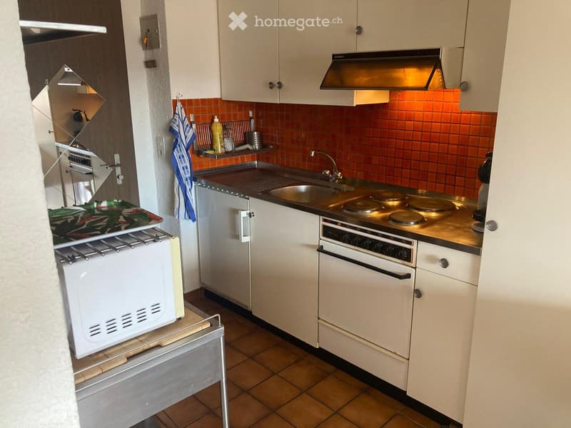 Joli studio meublé pour 1 à 6 mois (3)