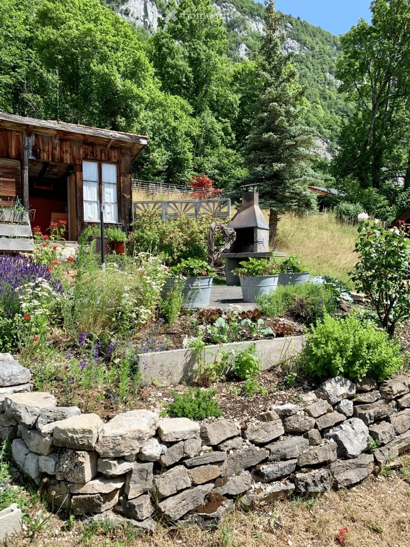 Charmant appartement mansardé proche de la nature (5)