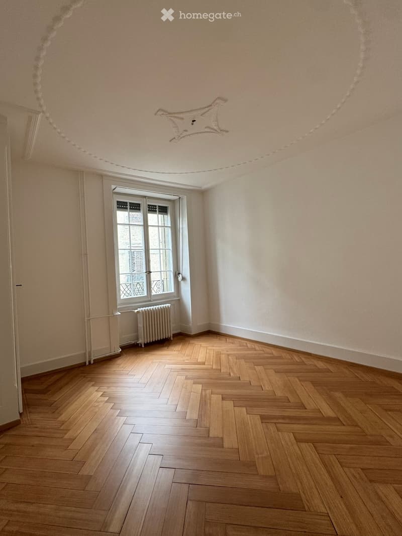 Appartement lumineux de 3,5 pièces au 3ème ét, centre ville. (4)