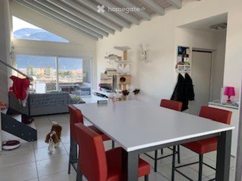 Chambre à louer dans un appartement duplex (2)