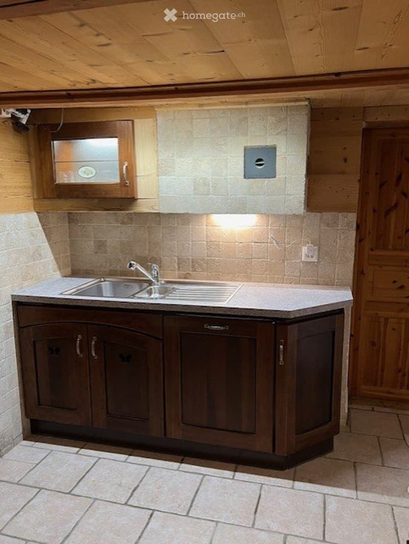 leysin, meublé, vieux chalet, rénové, saison d'été (2)