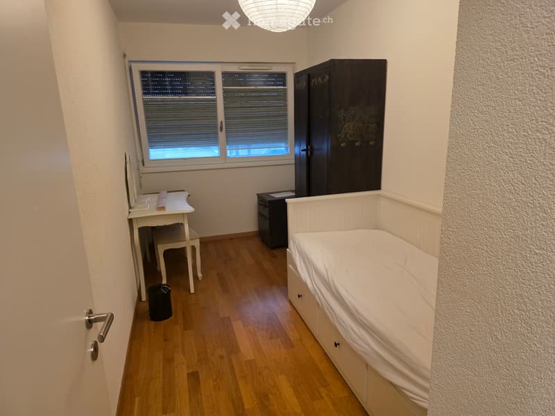 Chambre meublee (1)