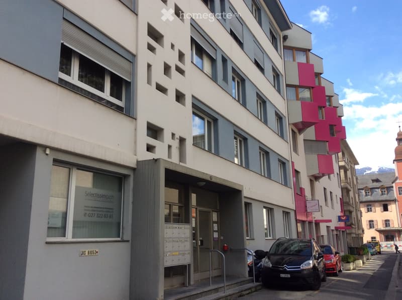 SION, chambre indépendante meublée, 100m de la vieille ville (5)