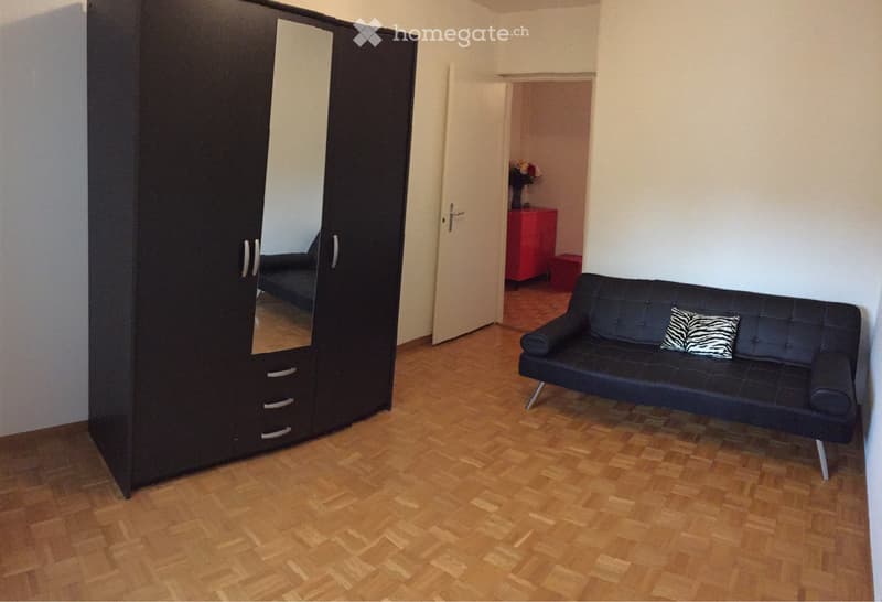 Chambre à louer en colocation féminine (1)