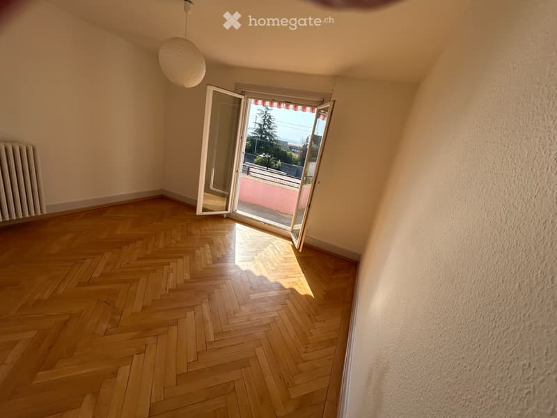 Gorgier, bel appartement de 2 pieces avec balcon et vue (4)