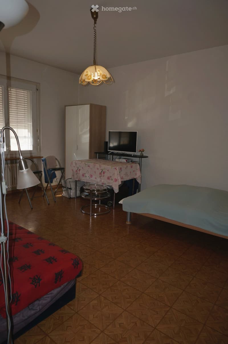 Studio à louer (remise de bail) (2)