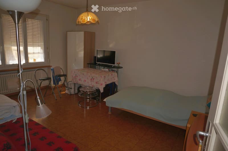 Studio à louer (remise de bail) (1)