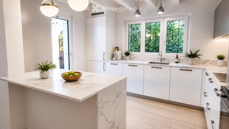 Belle maison récemment rénovée de 8.5 pcs avec grand jardin (4)