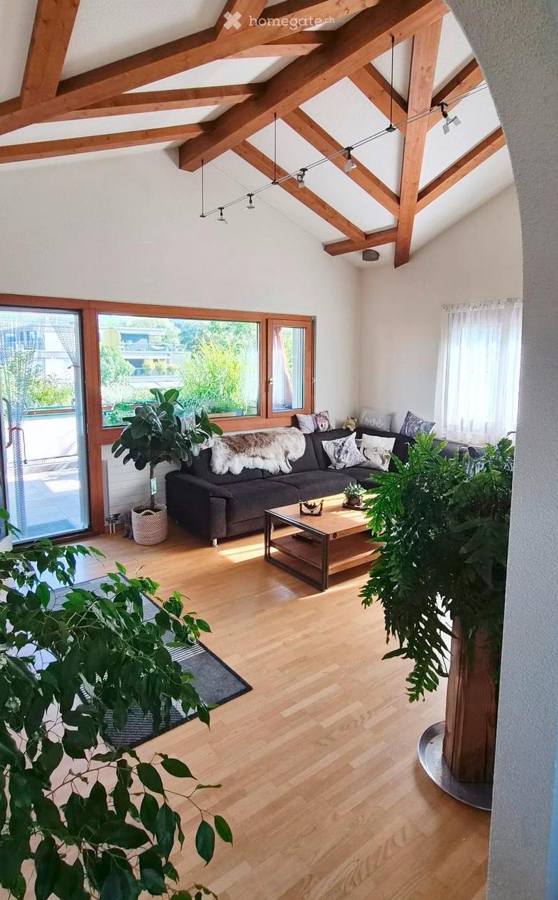 4.5-Zimmer Wohnung mit Garage und eigenem Estrich (1)
