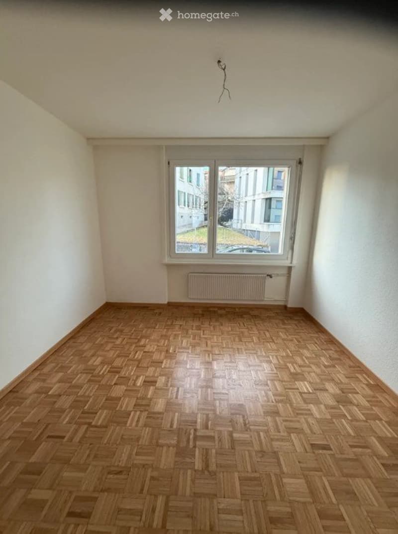 Charmant appartement de 3 pièces avec balcon à Neuchâtel (3)
