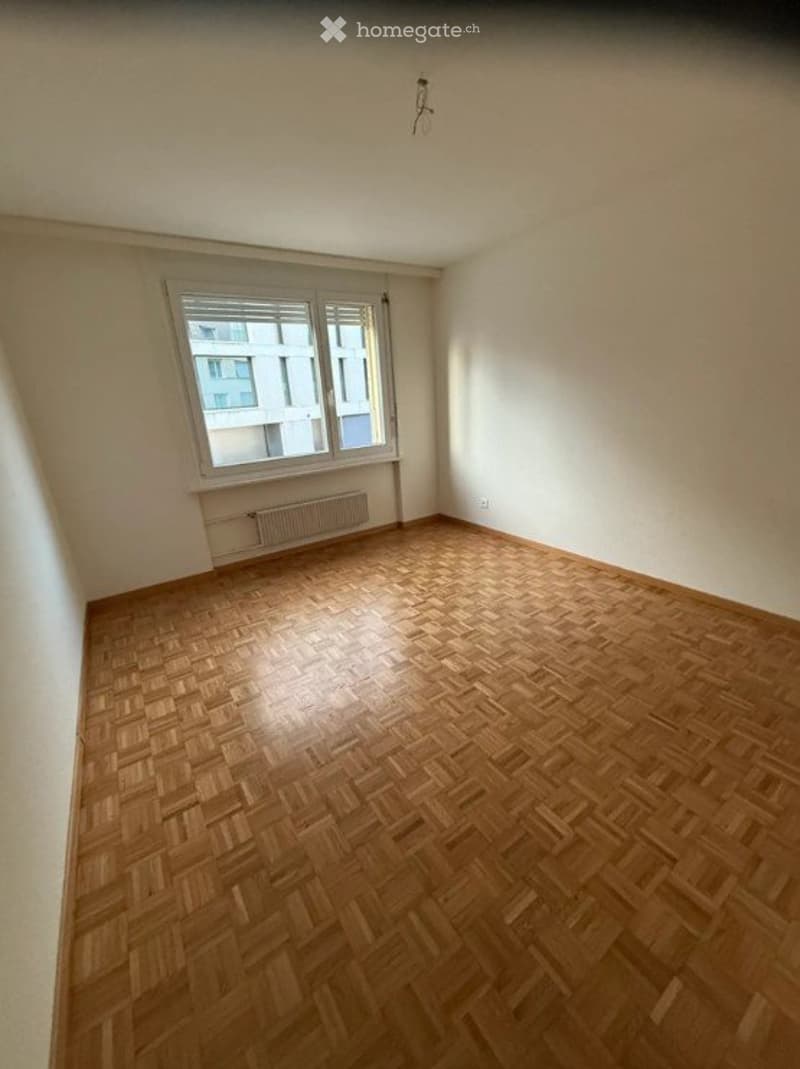 Charmant appartement de 3 pièces avec balcon à Neuchâtel (4)