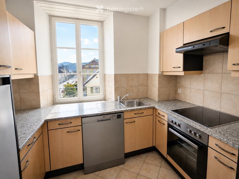 Superbe appartement de 3 pièces lumineux au centre du Locle (3)