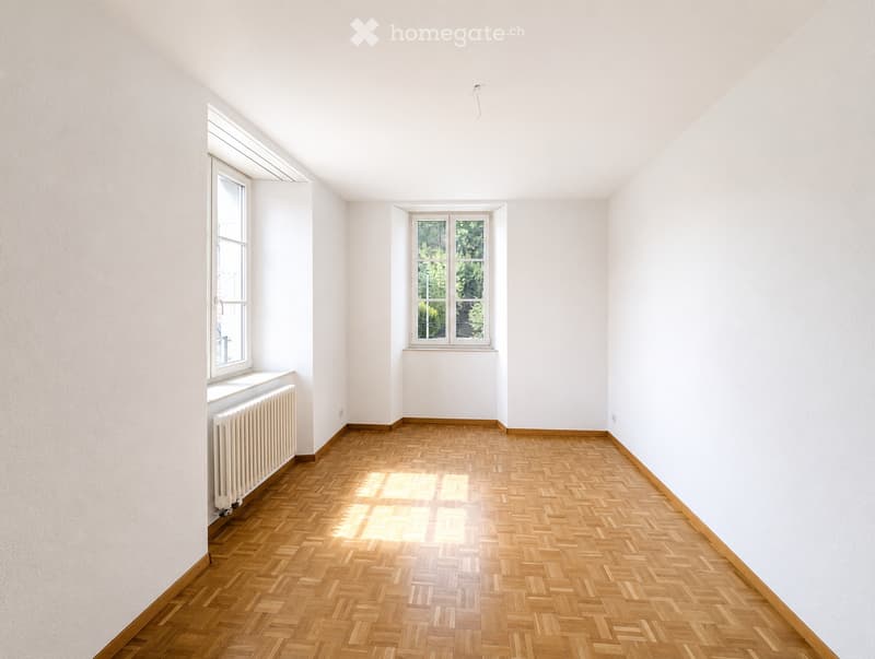 Superbe appartement de 3 pièces lumineux au centre du Locle (4)