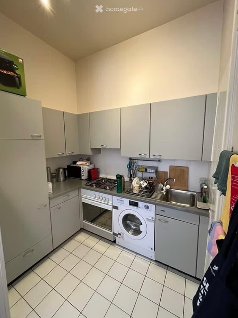 CHF 2,550 incl. charges, 3-room, 60m², Maximum 1-year lease (3)