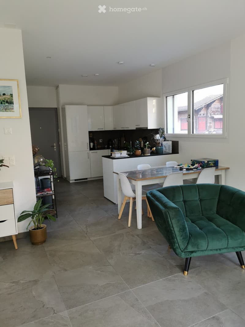 Appartement 3.5 pièces avec terrasse et jardin à Monthey (2)