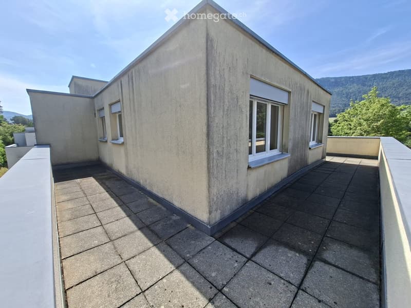 A louer magnifique appartement attique à Moutier 3 pce (3)