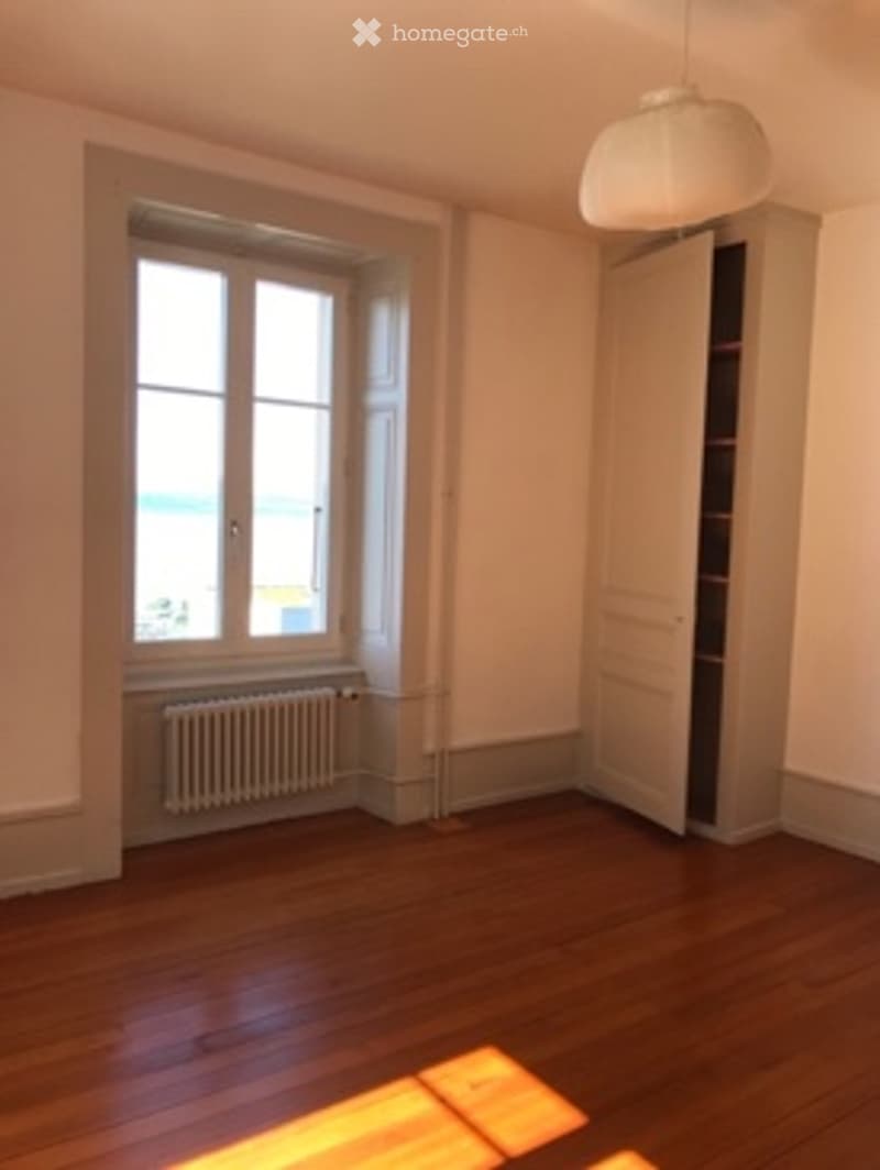 Appartement avec balcon et vue sur le lac - Neuchâtel (3)