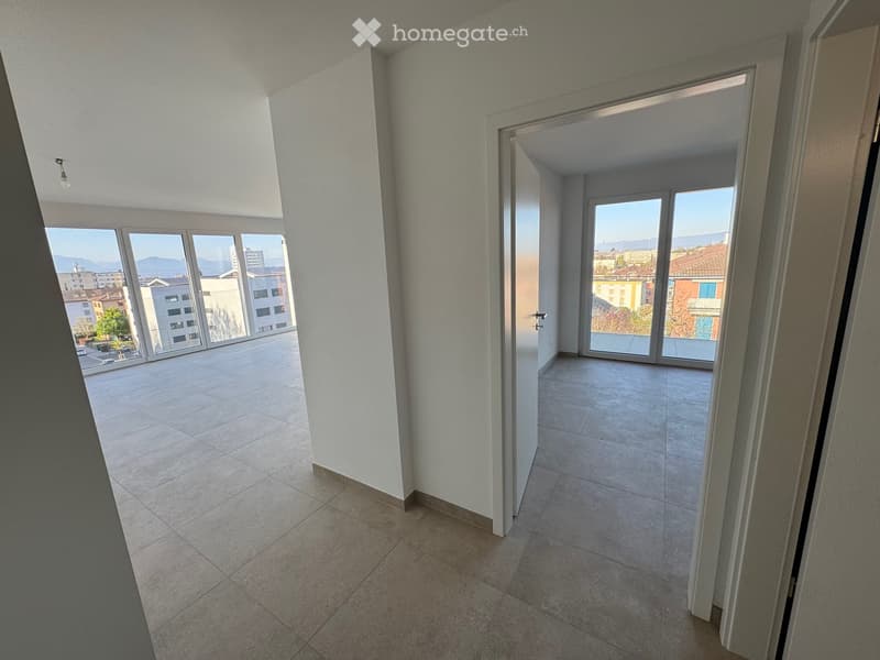 2.5 pièces avec balcon  Disponible de suite (5)