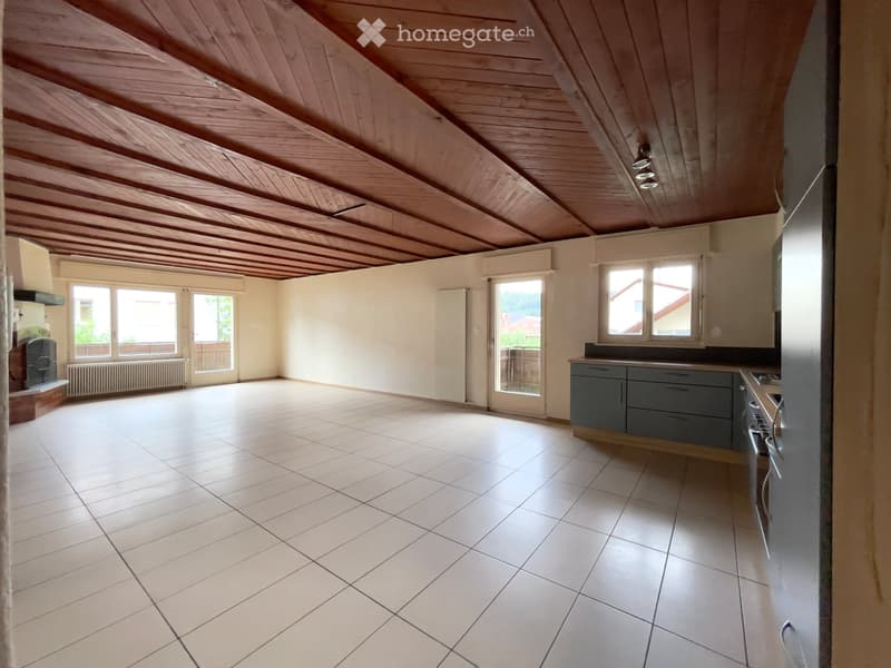 Bassecourt, Ribe 20 - Grand 2,5 pces avec cheminée (6)