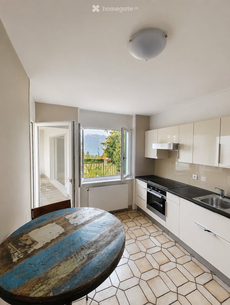 Appartement 2 pièces 76 m² terrasse. Vue sur lac  St-Légier (3)