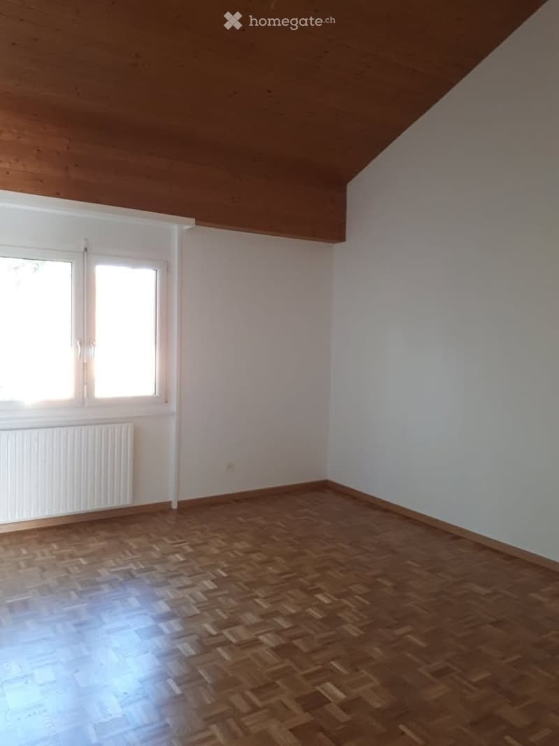 chouette 4,5 pièces, 104m2, hauts plafonds à Chavornay (3)