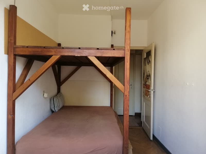 Belle chambre meublée à Lausanne (2)