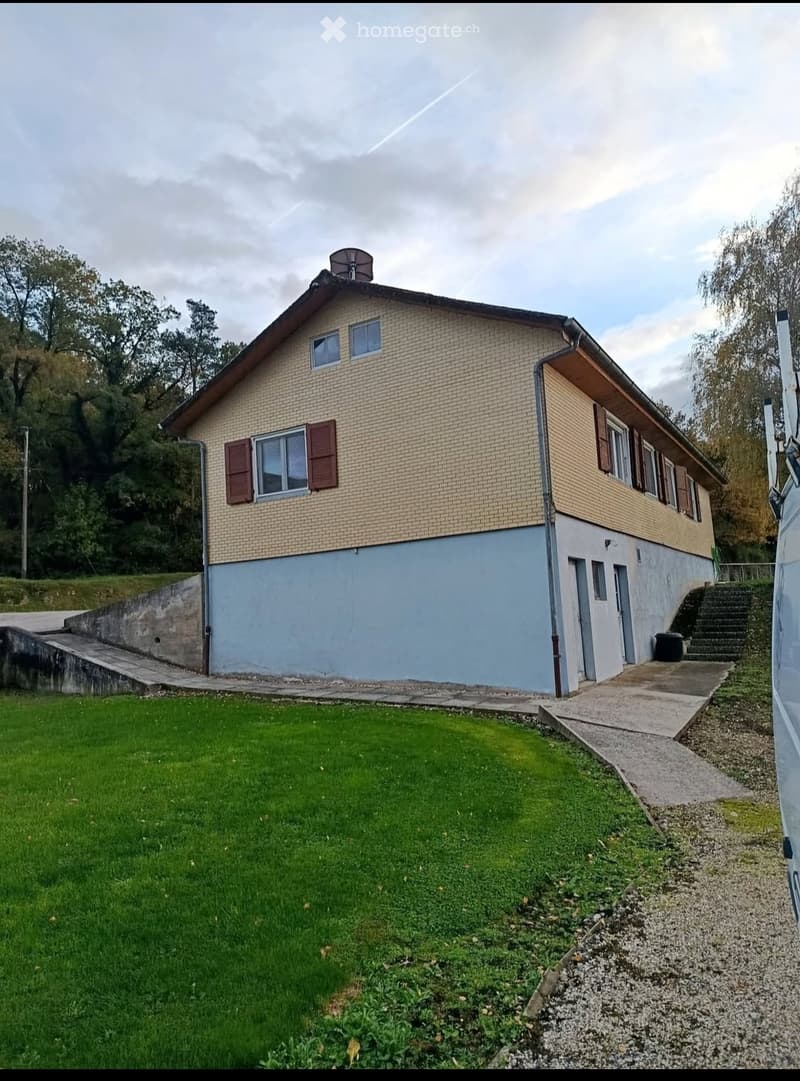 Maison de 4 chambres et 1 salle de bain (5)