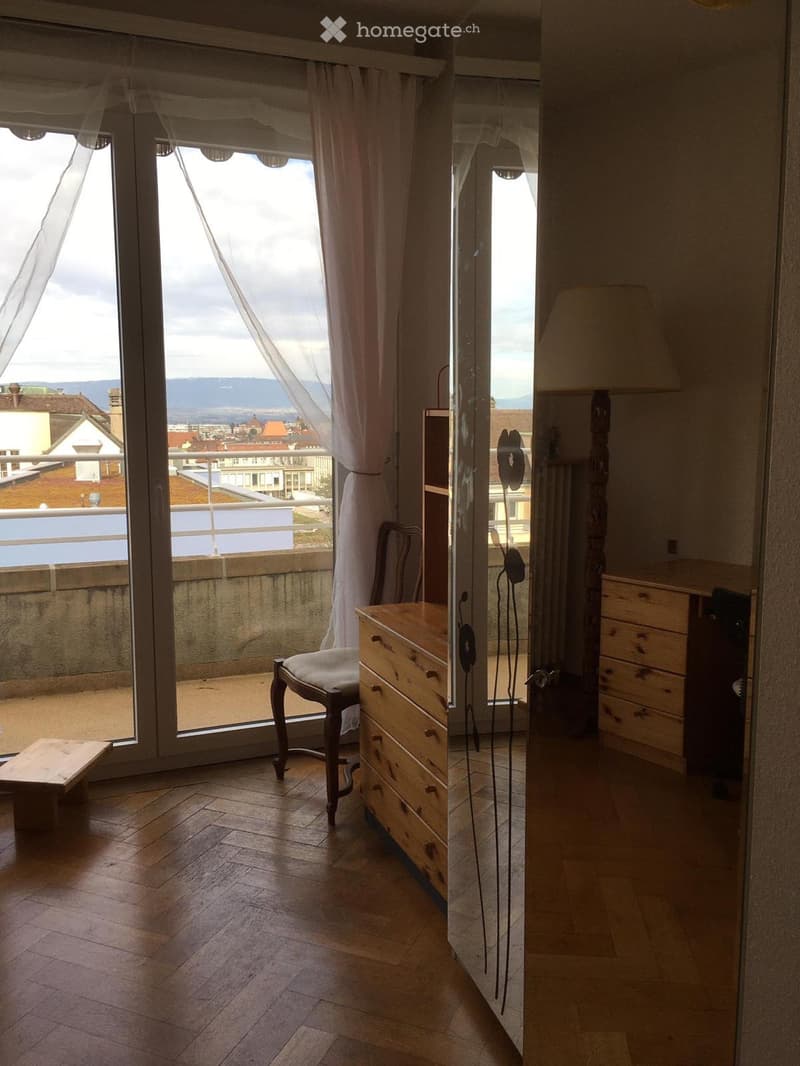 Chambre à sous louer ( fiile uniquement) (4)