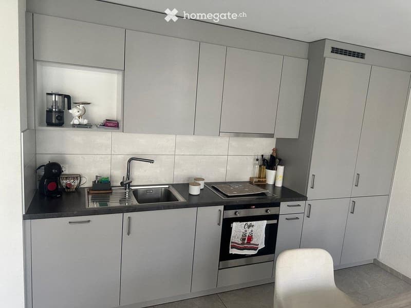 À louer Beau studio lumineux à Chavornay CHF 1250. CC (2)