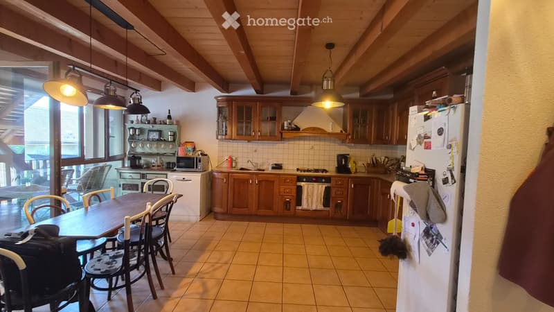 Charmant 3.5 pièces de 120 m² à Éclagnens grand balcon calme (2)