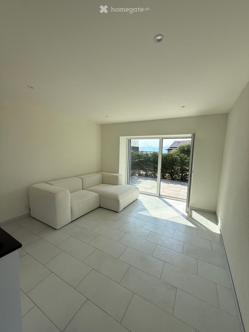Magnifique studio avec chambre (3)
