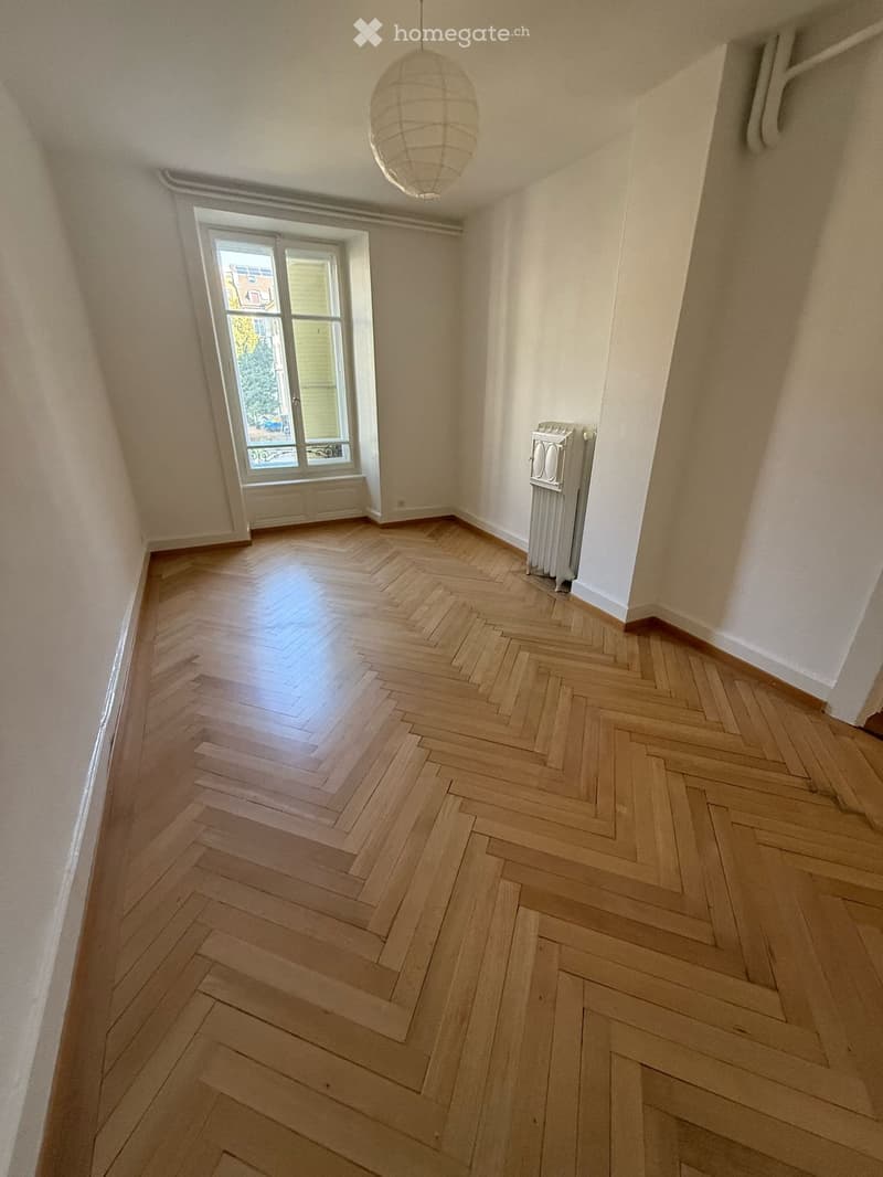 Chambre à louer près du port de Neuchâtel (4)