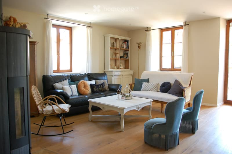 Magnifique appartement duplex avec cachet en reprise de bail (3)