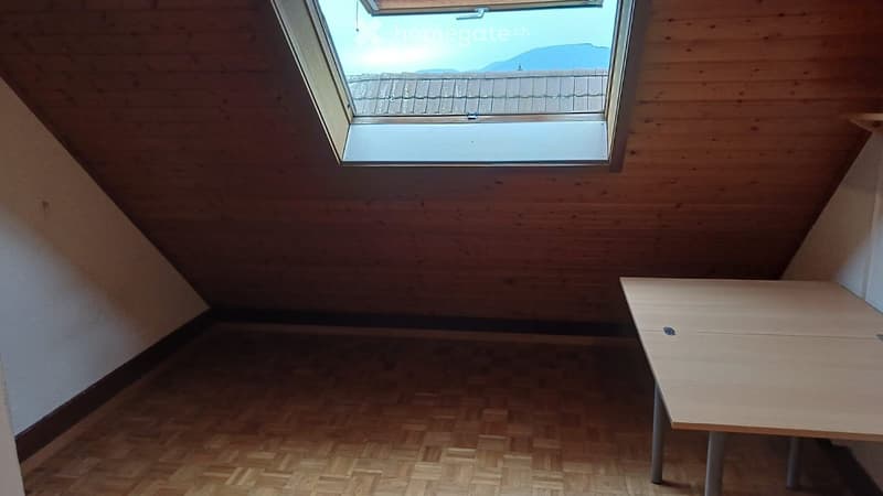 A louer, chambre d'étudiant indépendante hauts de Neuchâtel (5)