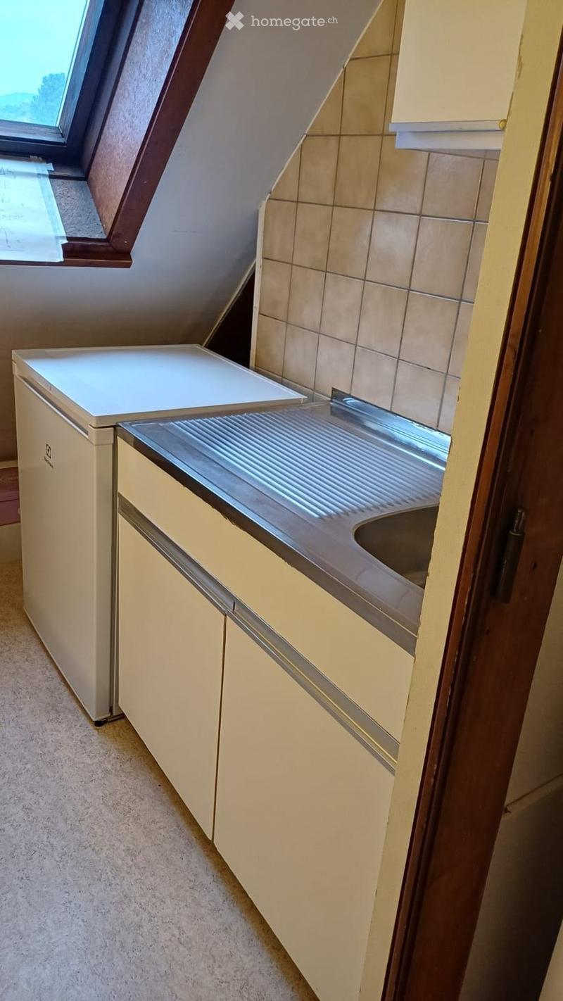 A louer, chambre d'étudiant indépendante hauts de Neuchâtel (4)